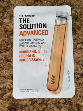 The Face Shop The Solution Advanced Nourishing Propolis Face Mask - White/Amber